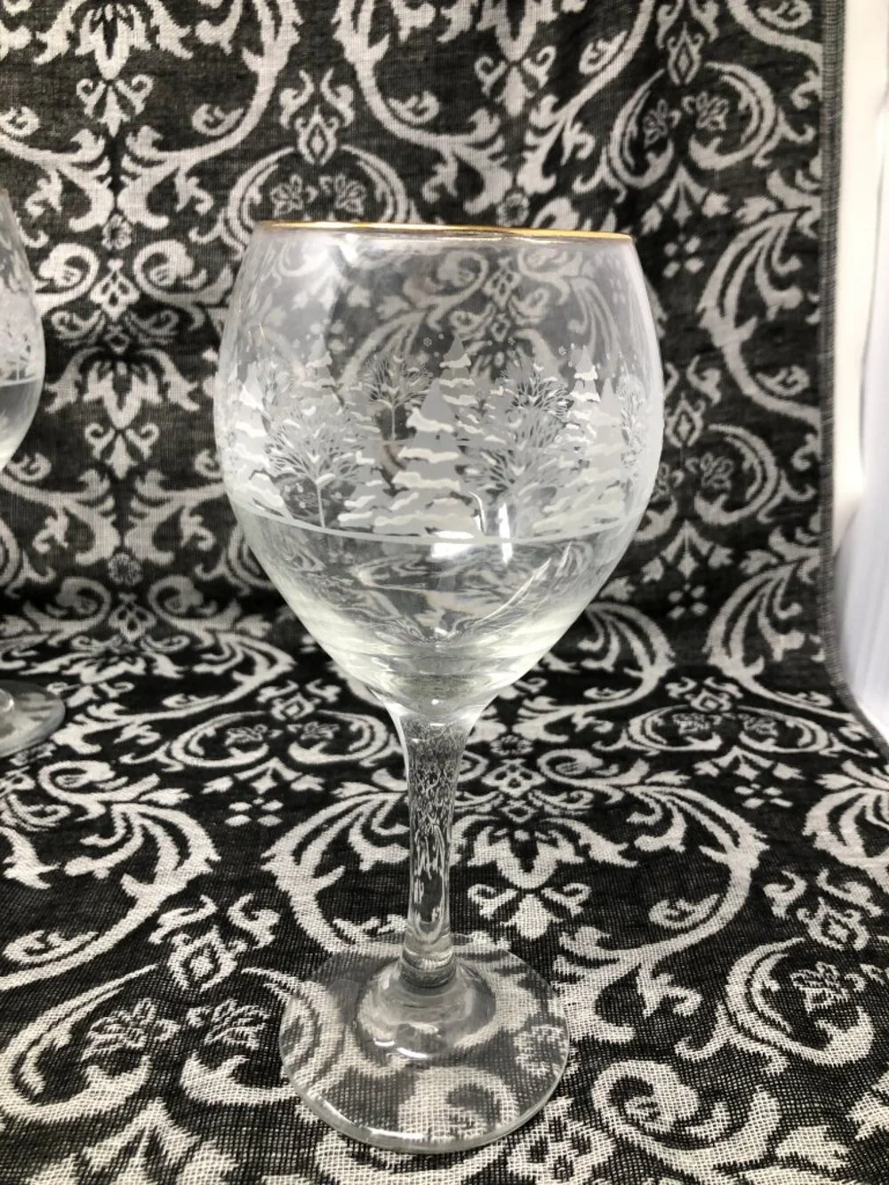 Arby’s Christmas Winter Wonderland Libbey / Lynn’s China Wine Glasses – Set of 1